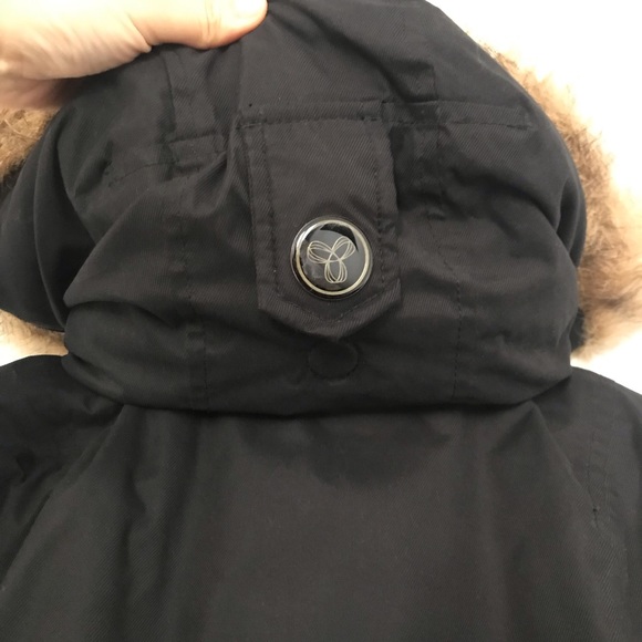 TNA winter coat with many pockets - Picture 5 of 16